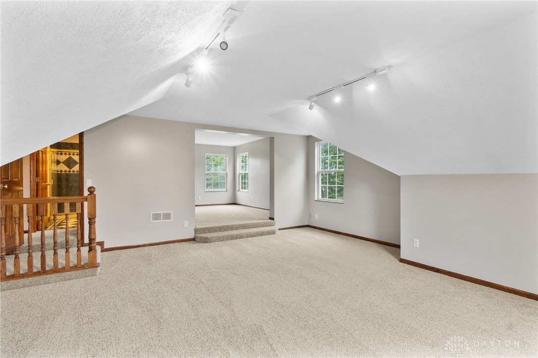 2159 Bassett Court, Beavercreek, Ohio image 41