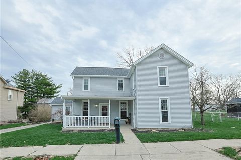 Photo of 125 S Broadway Street, Farmersville, OH 45325 (MLS # 954848)