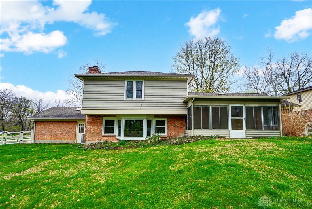 Dayton, Ohio 45459, United States, 5 Bedrooms Bedrooms, ,3 BathroomsBathrooms,Residential,Pending,105943