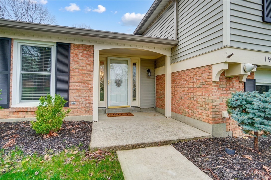 Dayton, Ohio 45459, United States, 5 Bedrooms Bedrooms, ,3 BathroomsBathrooms,Residential,Pending,105943