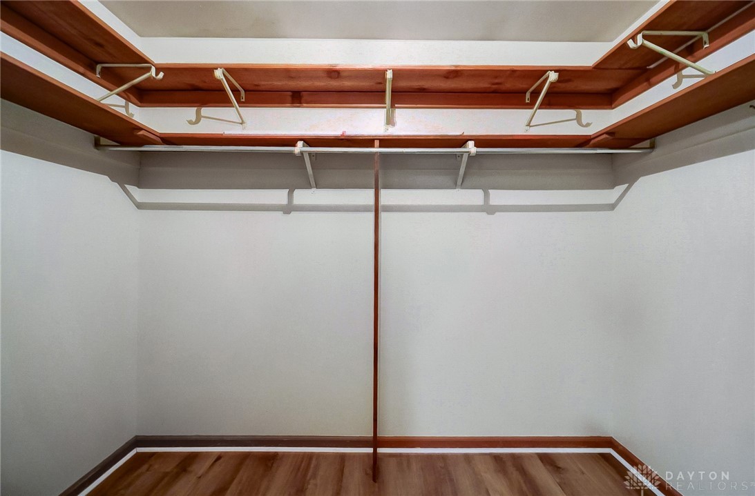 Dayton, Ohio 45459, United States, 5 Bedrooms Bedrooms, ,3 BathroomsBathrooms,Residential,Pending,105943