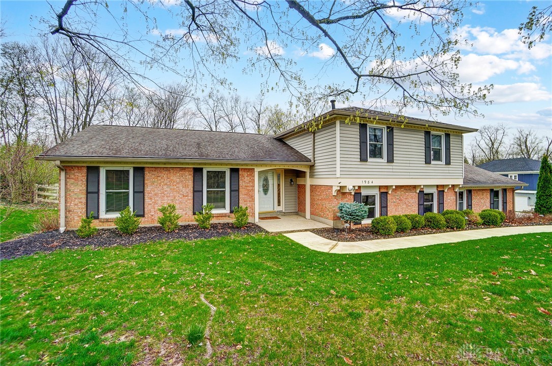 Dayton, Ohio 45459, United States, 5 Bedrooms Bedrooms, ,3 BathroomsBathrooms,Residential,Pending,105943