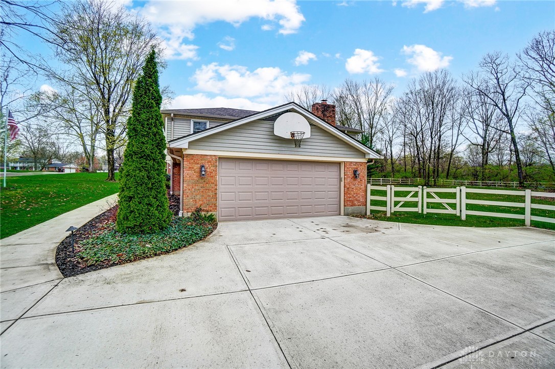 Dayton, Ohio 45459, United States, 5 Bedrooms Bedrooms, ,3 BathroomsBathrooms,Residential,Pending,105943