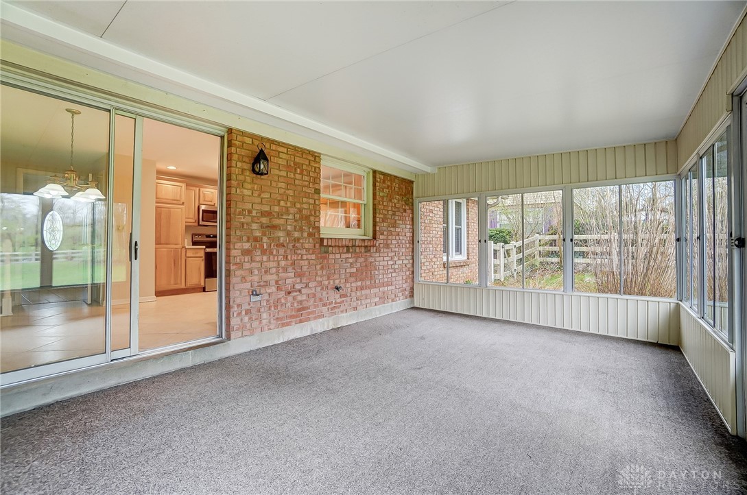 Dayton, Ohio 45459, United States, 5 Bedrooms Bedrooms, ,3 BathroomsBathrooms,Residential,Pending,105943