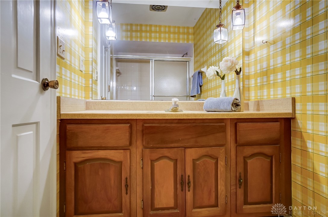 Dayton, Ohio 45459, United States, 5 Bedrooms Bedrooms, ,3 BathroomsBathrooms,Residential,Pending,105943