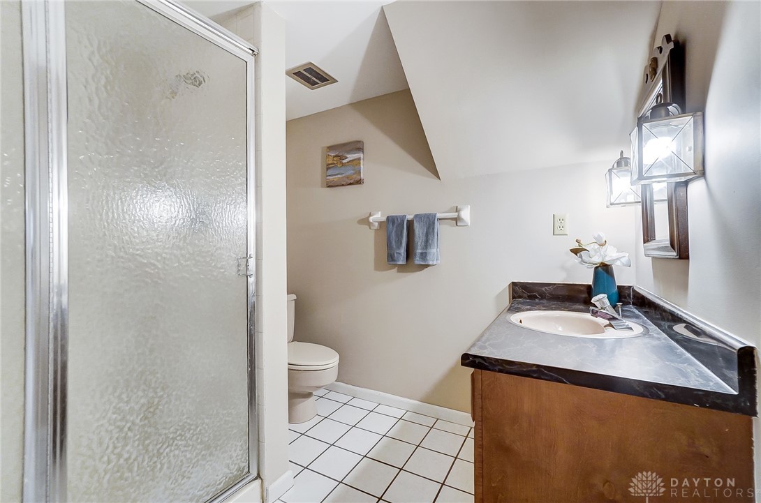 Dayton, Ohio 45459, United States, 5 Bedrooms Bedrooms, ,3 BathroomsBathrooms,Residential,Pending,105943