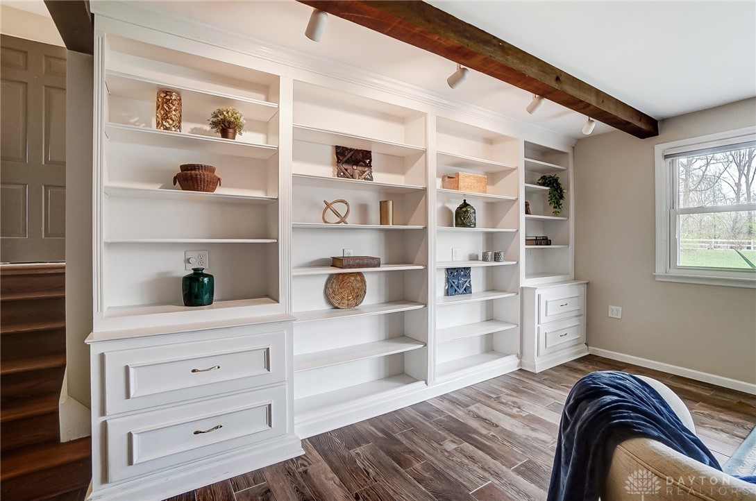 Dayton, Ohio 45459, United States, 5 Bedrooms Bedrooms, ,3 BathroomsBathrooms,Residential,Pending,105943