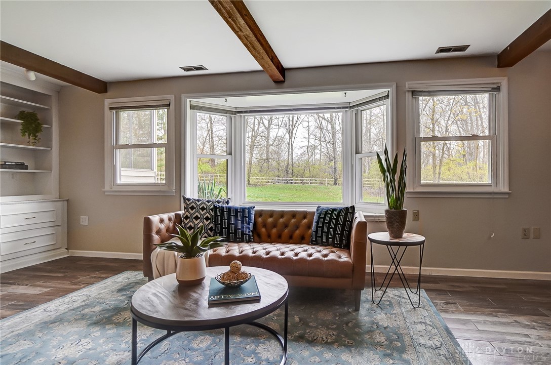 Dayton, Ohio 45459, United States, 5 Bedrooms Bedrooms, ,3 BathroomsBathrooms,Residential,Pending,105943