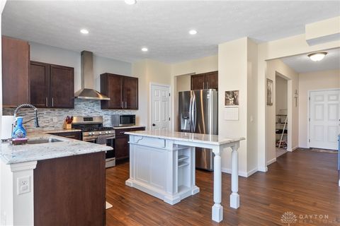 Tiny photo for 1088 Brehm Boulevard, Fairborn, OH 45324 (MLS # 945386)