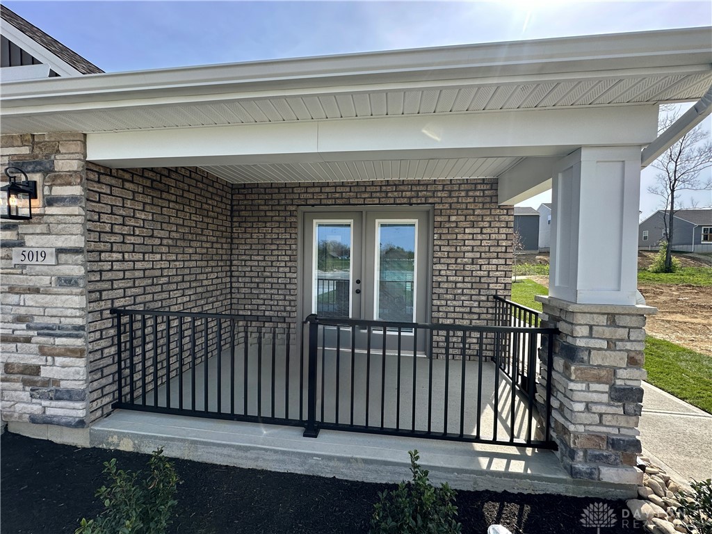 5019 Waterford Lane, Middletown, Ohio image 7