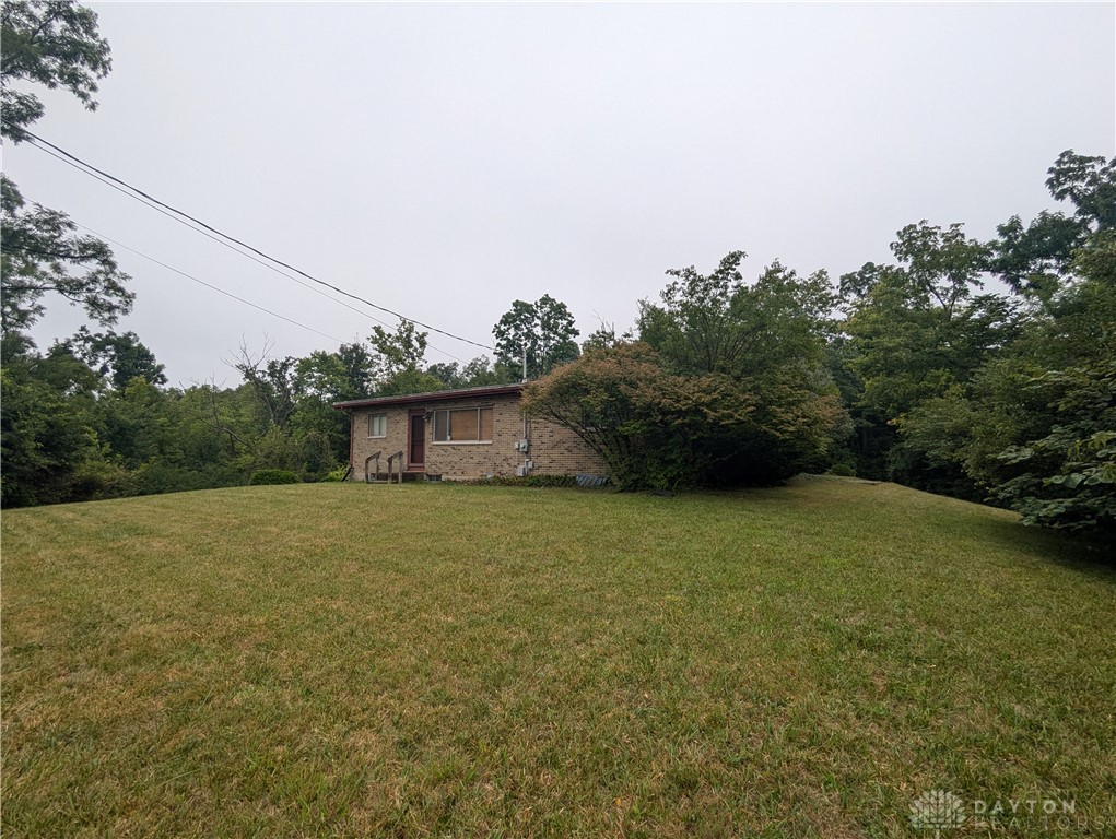 2708 Woodthrush Road, Springfield, Ohio image 30