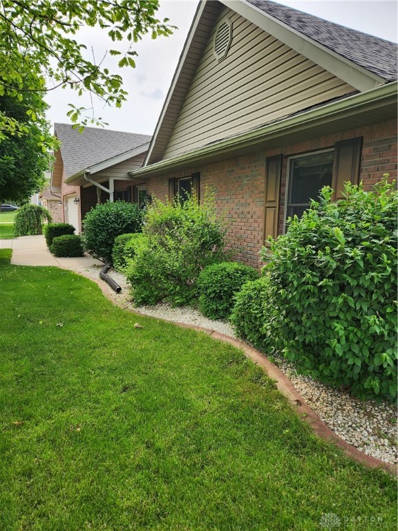 105 Barnside Drive, Union, Ohio image 1