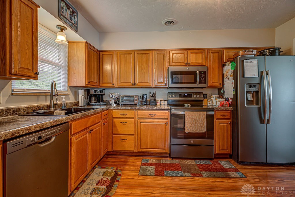 286 Chamberlin Drive, Hamilton, Ohio image 14
