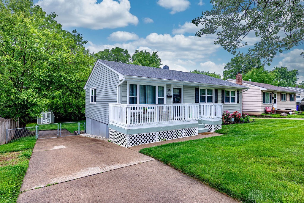 286 Chamberlin Drive, Hamilton, Ohio image 2