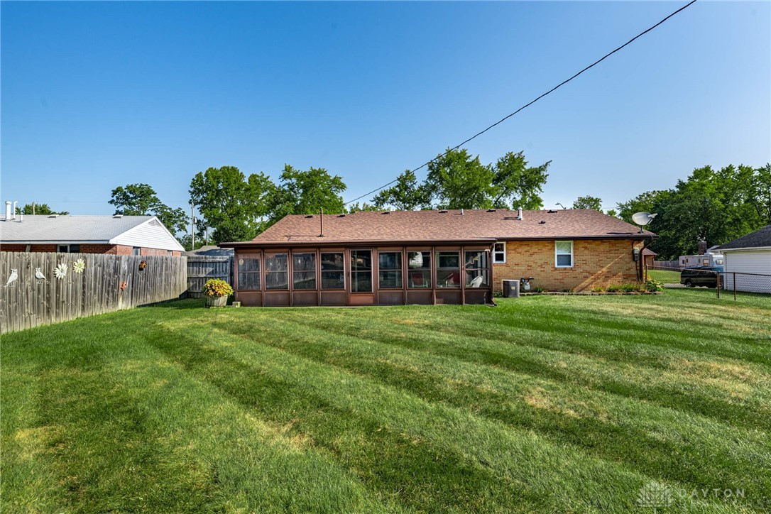 Dayton, Ohio 45424, United States, 3 Bedrooms Bedrooms, ,2 BathroomsBathrooms,Residential,Pending,208716