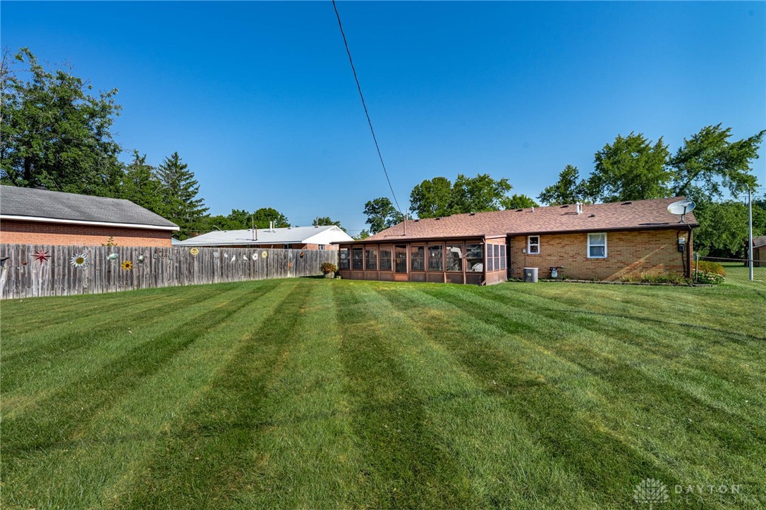 Dayton, Ohio 45424, United States, 3 Bedrooms Bedrooms, ,2 BathroomsBathrooms,Residential,Pending,208716