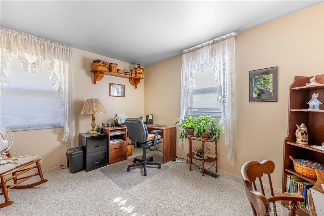 Dayton, Ohio 45424, United States, 3 Bedrooms Bedrooms, ,2 BathroomsBathrooms,Residential,Pending,208716