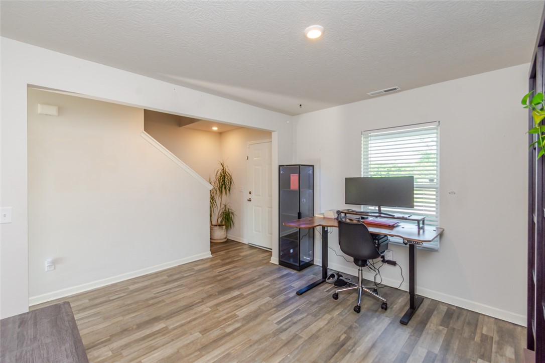 5762 Courtney Lane
