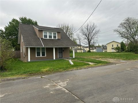 Photo of 371 Hensel Avenue, Springfield, OH 45505 (MLS # 956988)