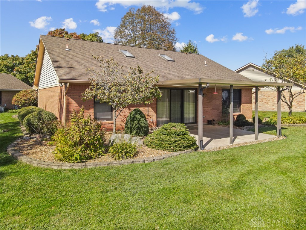 2018 Crosswind Court, Englewood, Ohio image 38