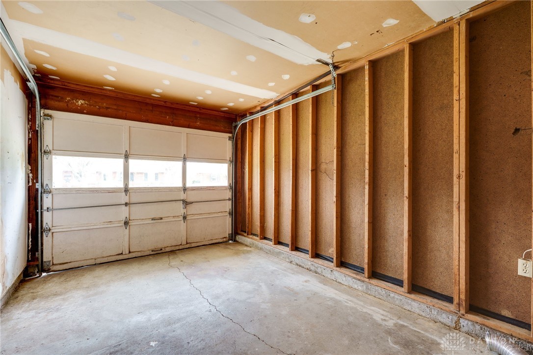 2222 Carolina Drive, Xenia, Ohio image 39