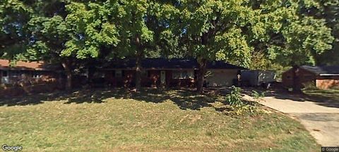 Photo of 3488 Knollwood Drive, Beavercreek, OH 45432 (MLS # 960474)