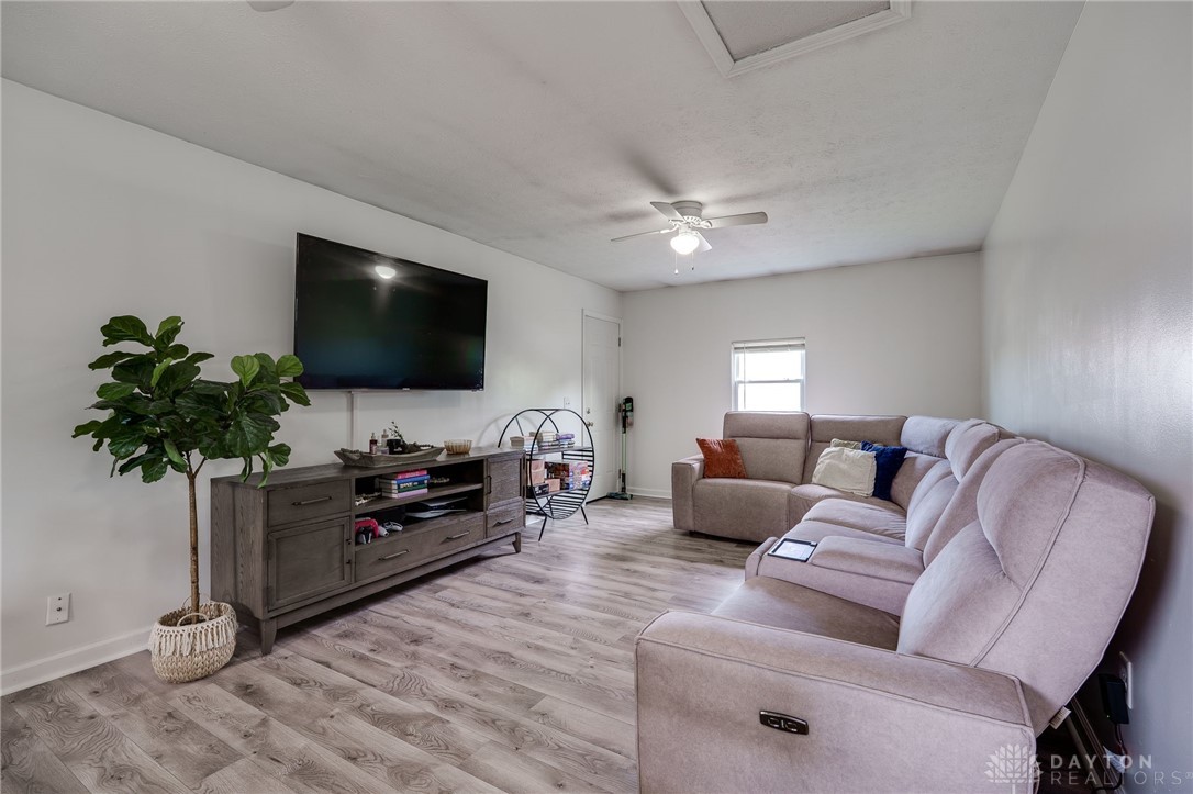 1139 Chalet Drive, New Carlisle, Ohio image 19