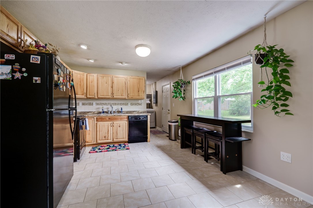 1139 Chalet Drive, New Carlisle, Ohio image 10