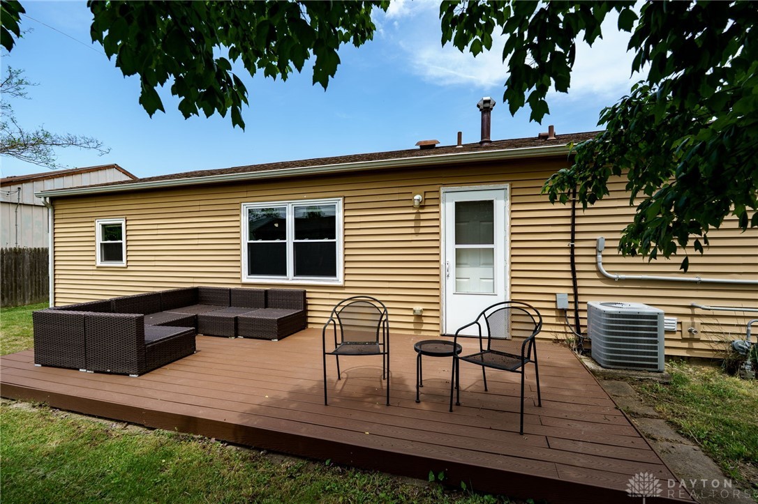 1139 Chalet Drive, New Carlisle, Ohio image 29