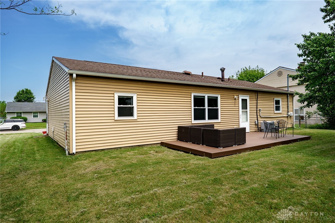 1139 Chalet Drive, New Carlisle, Ohio image 30