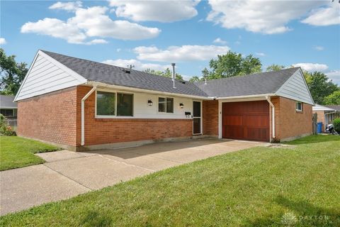 Photo of 5248 Tilbury Rd, Huber Heights, OH 45424 (MLS # 950162)