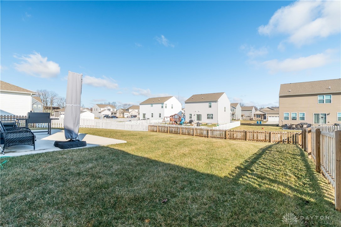 5195 Buttercup Drive, Tipp City, Ohio image 38