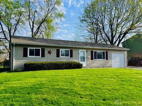 Photo of 81 Sunburst Drive, Fairborn, OH 45324 (MLS # 956922)