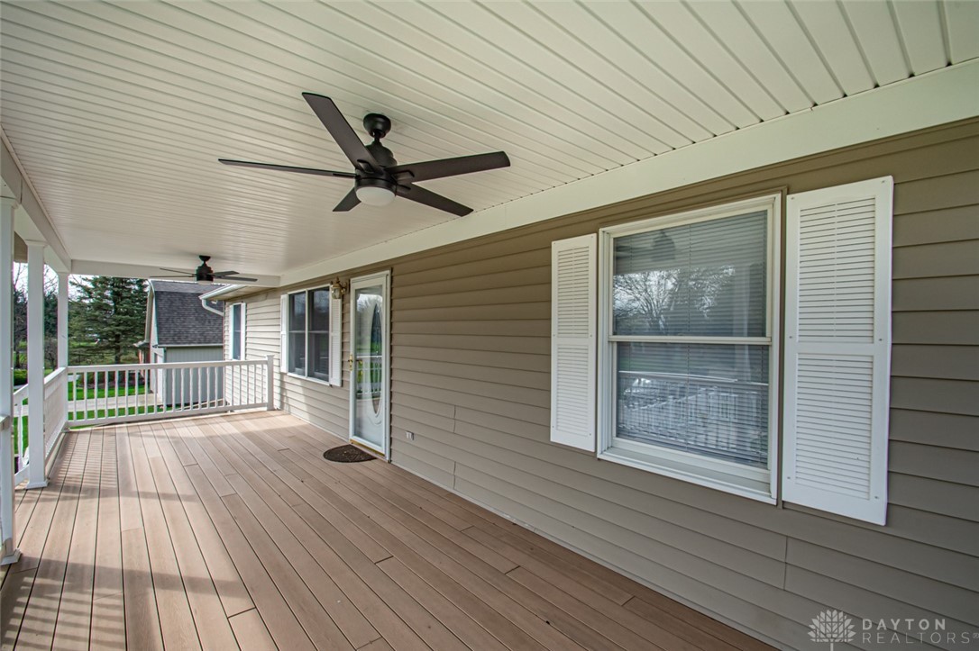 571 Lakengren Drive, Eaton, Ohio image 5