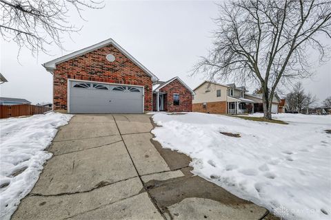 Photo of 6800 Deer Bluff Drive, Dayton, OH 45424 (MLS # 952130)