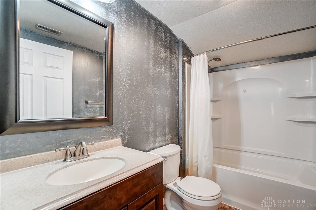 510 Boyce Street, Urbana, Ohio image 26
