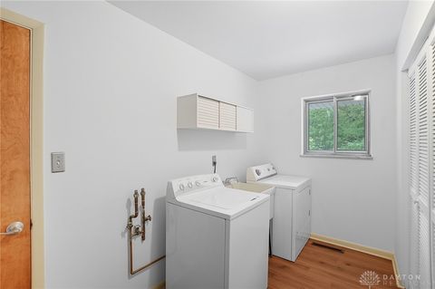 Tiny photo for 202 Charlotte Avenue, Lebanon, OH 45036 (MLS # 945143)