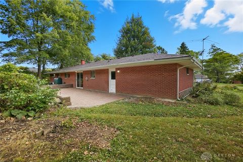 Tiny photo for 202 Charlotte Avenue, Lebanon, OH 45036 (MLS # 945143)