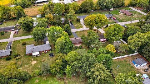 Tiny photo for 202 Charlotte Avenue, Lebanon, OH 45036 (MLS # 945143)