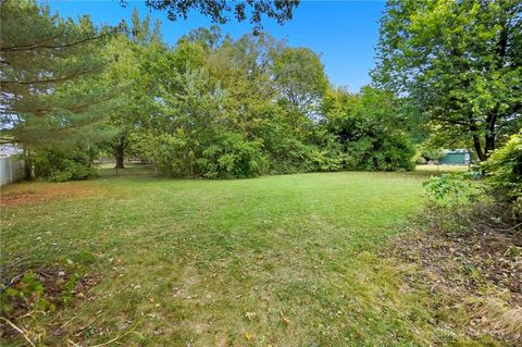 Tiny photo for 202 Charlotte Avenue, Lebanon, OH 45036 (MLS # 945143)