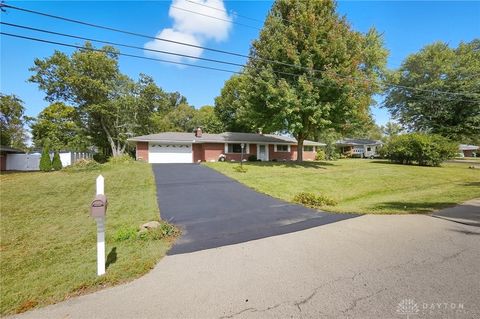 Tiny photo for 202 Charlotte Avenue, Lebanon, OH 45036 (MLS # 945143)