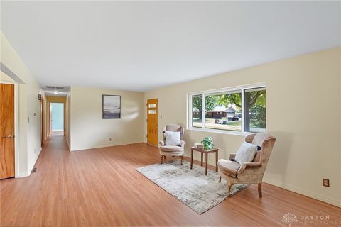 Tiny photo for 202 Charlotte Avenue, Lebanon, OH 45036 (MLS # 945143)