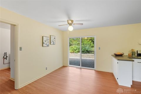 Tiny photo for 202 Charlotte Avenue, Lebanon, OH 45036 (MLS # 945143)