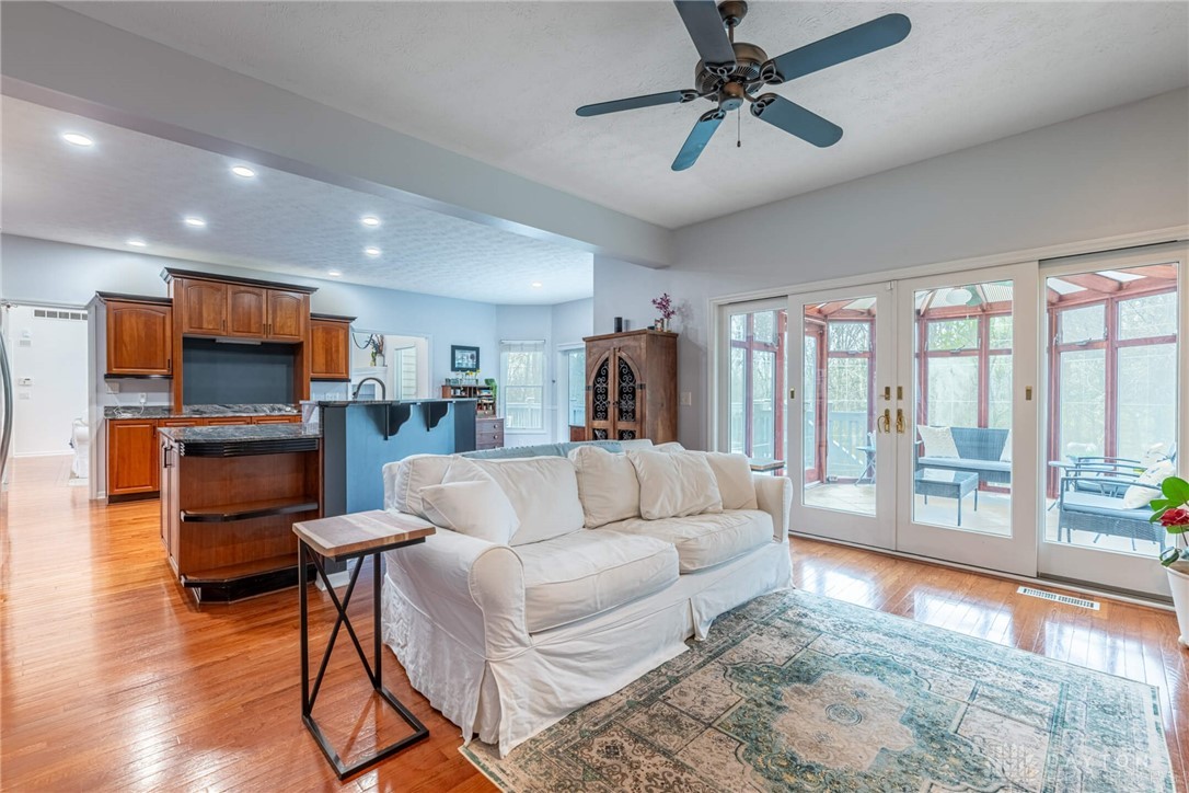 3969 Sable Ridge Drive, Bellbrook, Ohio image 30