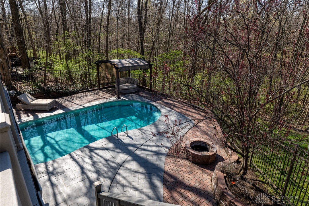 3969 Sable Ridge Drive, Bellbrook, Ohio image 5