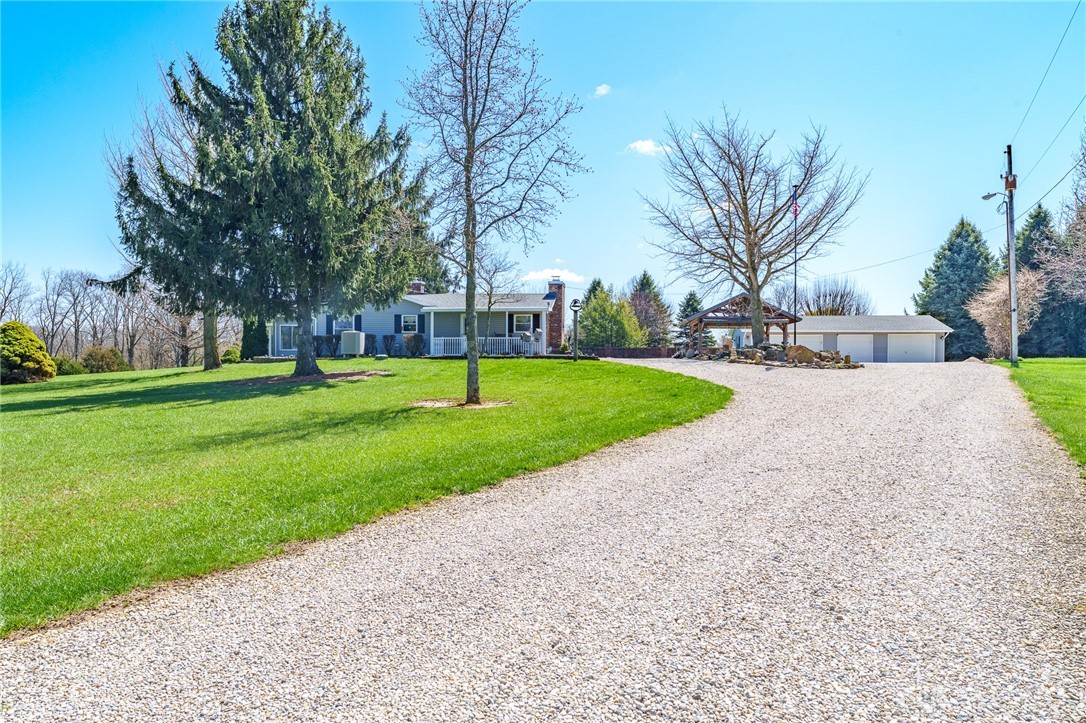 8037 Detrick Jordan Pike, New Carlisle, Ohio image 2