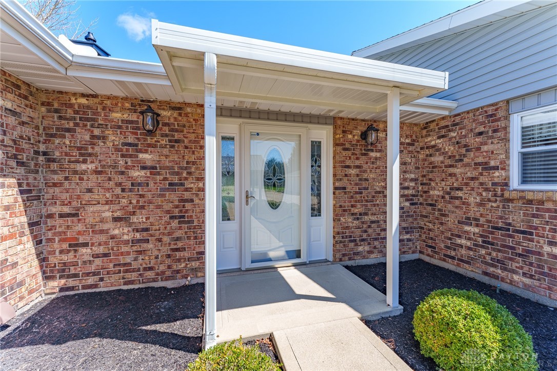8037 Detrick Jordan Pike, New Carlisle, Ohio image 10