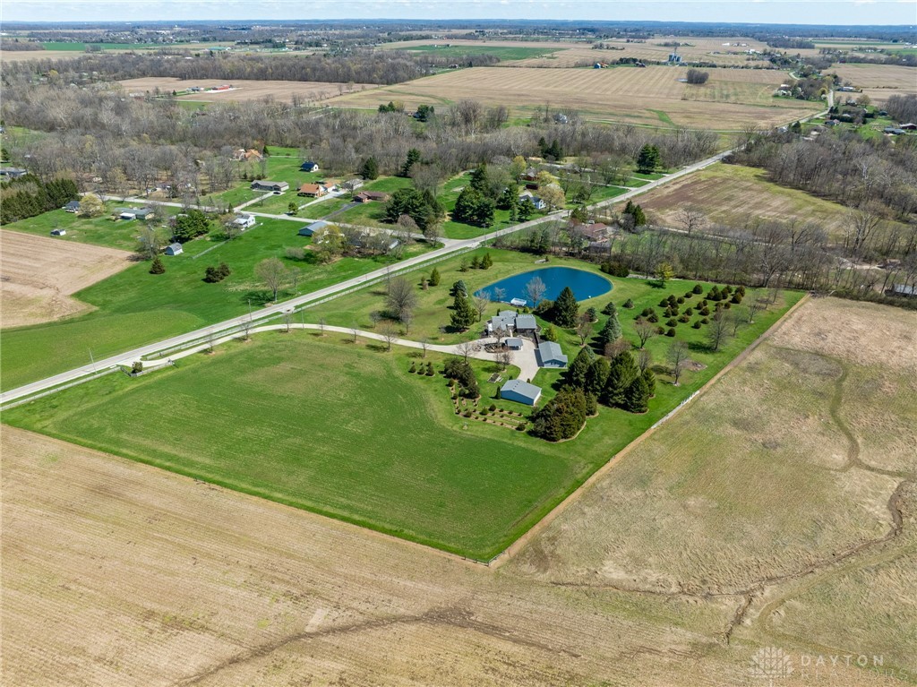 8037 Detrick Jordan Pike, New Carlisle, Ohio image 15