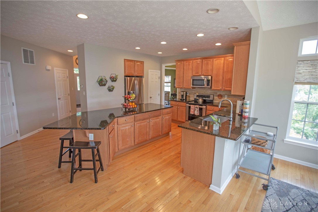 4560 James Madison Trail, Kettering, Ohio image 14