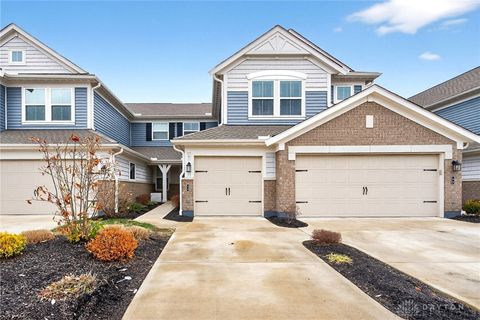 Photo of 72 Pebble Brook Place, Springboro, OH 45066 (MLS # 949710)
